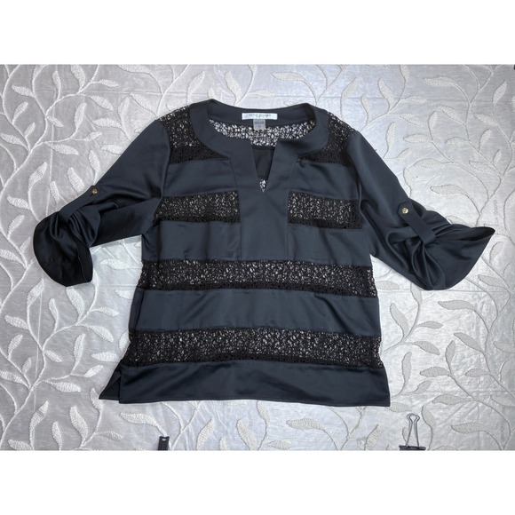 Peter Nygard Petite Tops - Peter Nygard Petite Black Lace Striped Trim V-Neck 3/4 Sleeve Tunic Top Size 12